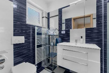 3-Bedroom Villa with Private Pool in Mali Golji