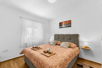 3-Bedroom Villa with Private Pool in Mali Golji