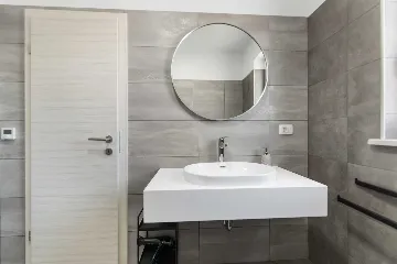 Karojba 4-Bedroom Villa for 8 with Pool