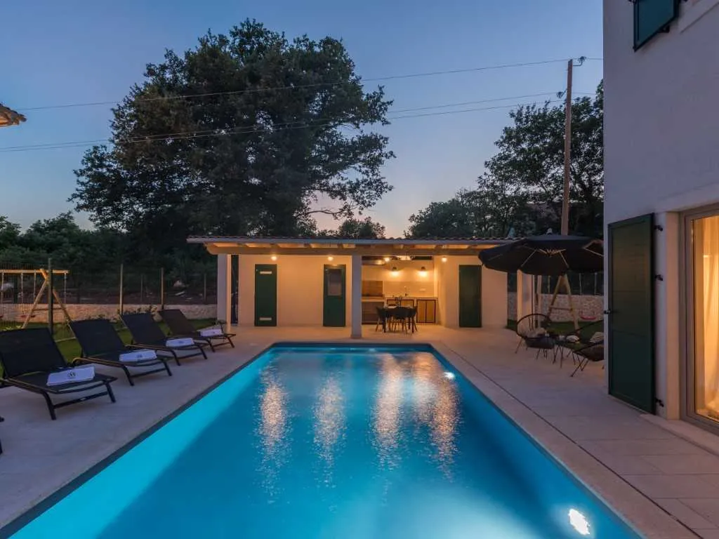 Rojnići 3-Bedroom Villa with Private Pool