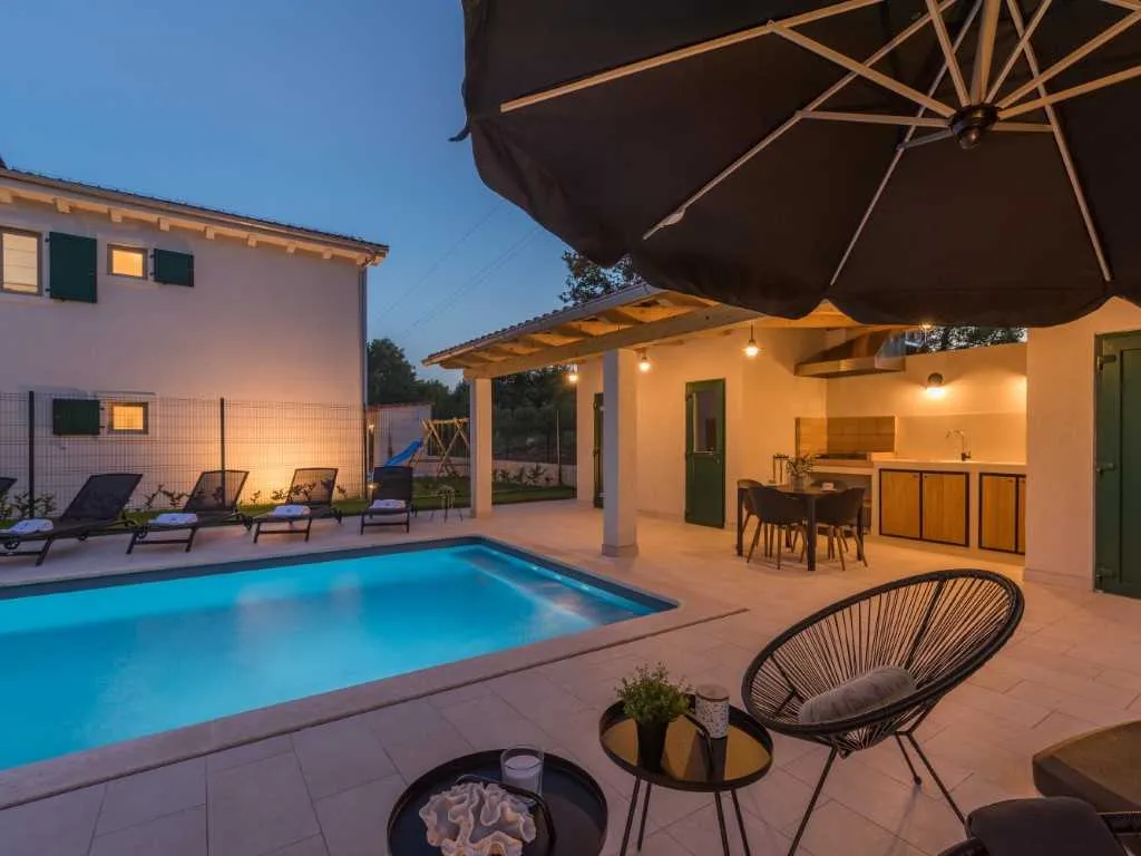 Rojnići 3-Bedroom Villa with Private Pool