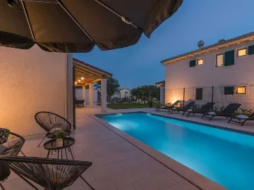 Rojnići 3-Bedroom Villa with Private Pool