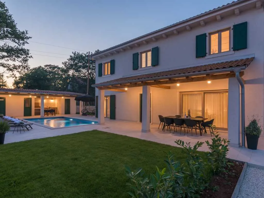 Rojnići 3-Bedroom Villa with Private Pool
