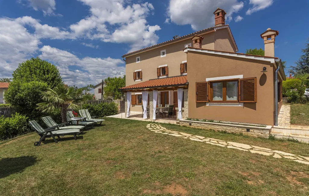 Villa in Labin for Up to 8 Guests