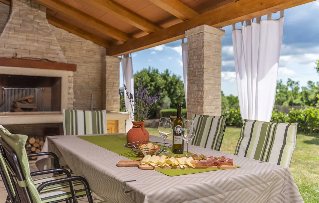 Villa in Labin for Up to 8 Guests