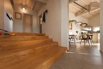 Air-Conditioned Villa with Heated Pool in Kanfanar