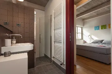 Air-Conditioned Villa with Heated Pool in Kanfanar