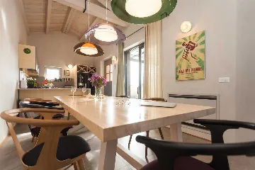 Air-Conditioned Villa with Heated Pool in Kanfanar