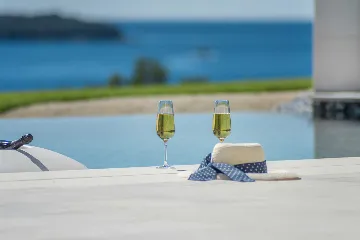 5-Bedroom Villa in Vrsar for Up to 10 Guests