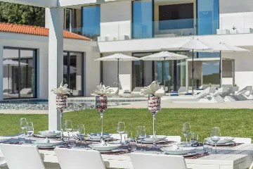 5-Bedroom Villa in Vrsar for Up to 10 Guests