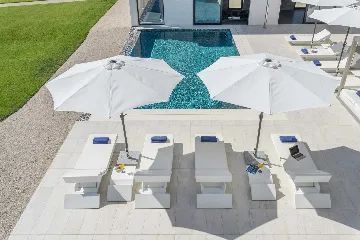 5-Bedroom Villa in Vrsar for Up to 10 Guests