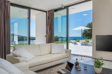 5-Bedroom Villa in Vrsar for Up to 10 Guests