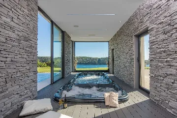 5-Bedroom Villa in Vrsar for Up to 10 Guests