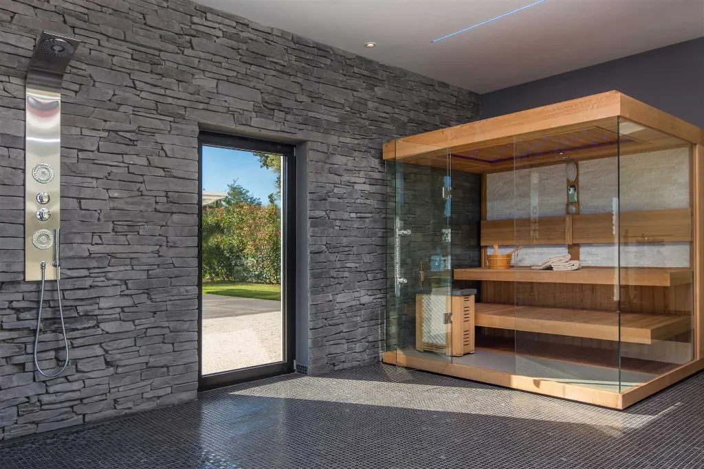 5-Bedroom Villa in Vrsar for Up to 10 Guests