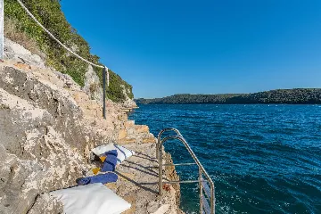 5-Bedroom Villa in Vrsar for Up to 10 Guests