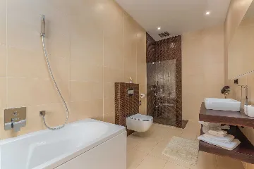 5-Bedroom Villa in Vrsar for Up to 10 Guests