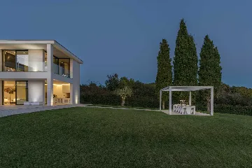5-Bedroom Villa in Vrsar for Up to 10 Guests