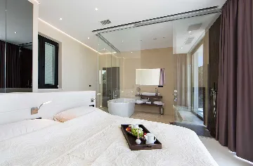 5-Bedroom Villa in Vrsar for Up to 10 Guests