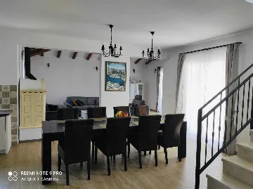 4-Bedroom Villa in Tar, Croatia (Up to 10 guests)