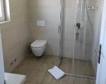 4-Bedroom Villa in Tar, Croatia (Up to 10 guests)