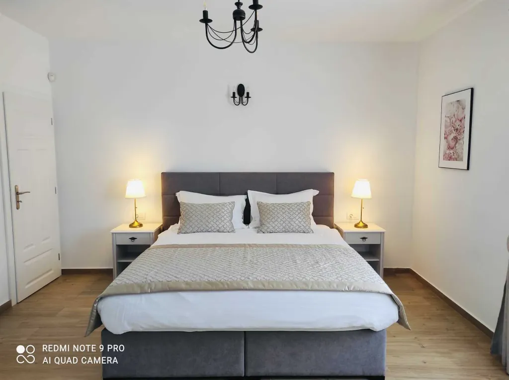 4-Bedroom Villa in Tar, Croatia (Up to 10 guests)
