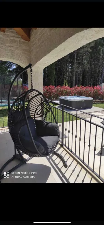 4-Bedroom Villa in Tar, Croatia (Up to 10 guests)