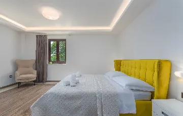 4-Bedroom Villa in Fiorini, Croatia (Sleeps 8)