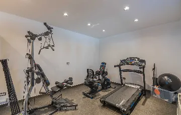 4-Bedroom Villa in Fiorini, Croatia (Sleeps 8)