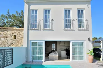 Detached Villa with Private Pool in Krasica