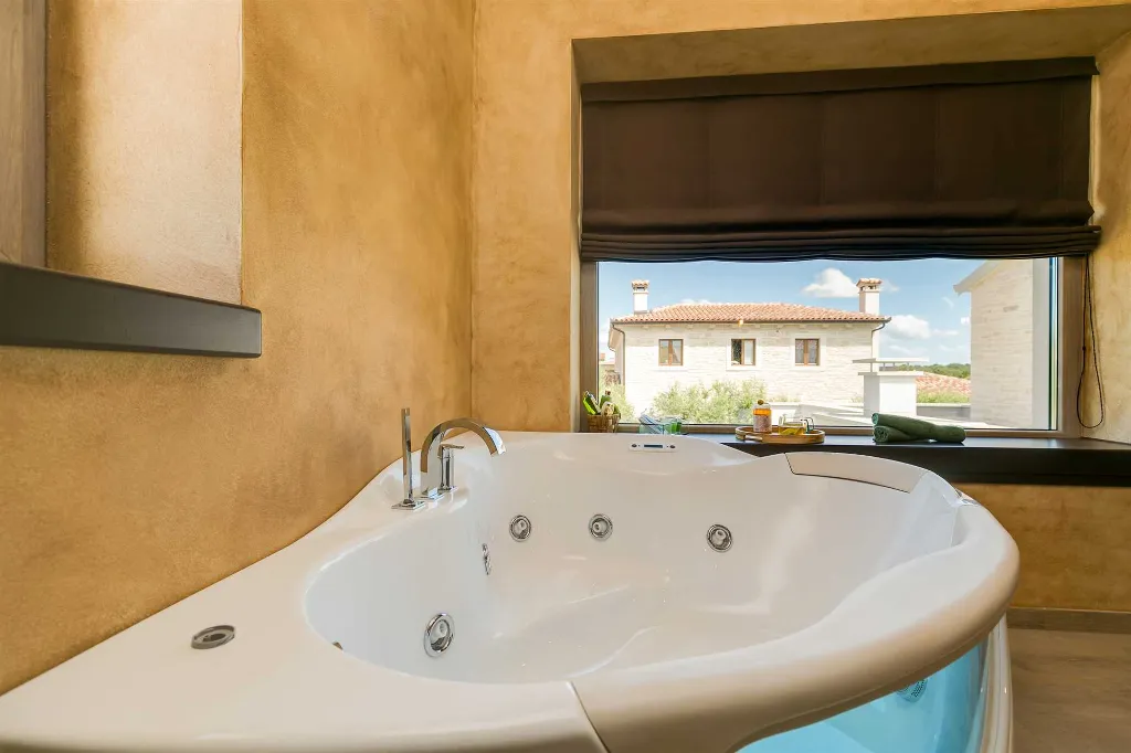2-Bedroom Villa in Poreč for Up to 4 Guests