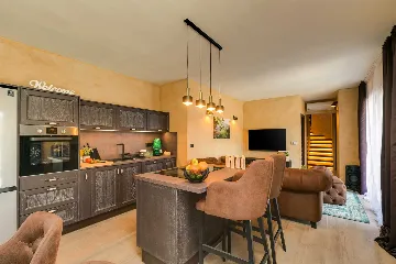 2-Bedroom Villa in Poreč for Up to 4 Guests