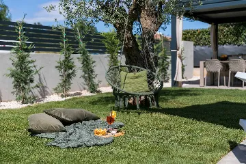 2-Bedroom Villa in Poreč for Up to 4 Guests