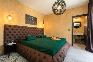 2-Bedroom Villa in Poreč for Up to 4 Guests