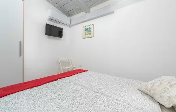 Two-Bedroom Villa in Vadreš for 6 Guests