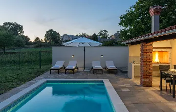 Two-Bedroom Villa in Vadreš for 6 Guests