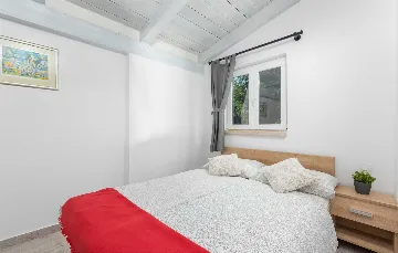 Two-Bedroom Villa in Vadreš for 6 Guests
