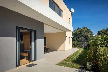 4-Bedroom Villa in Poreč with Private Pool