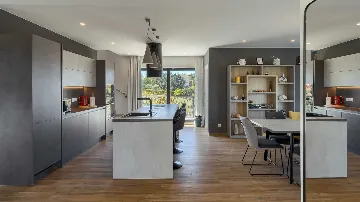 4-Bedroom Villa in Poreč with Private Pool