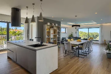 4-Bedroom Villa in Poreč with Private Pool