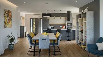 4-Bedroom Villa in Poreč with Private Pool