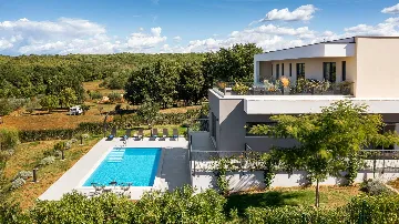4-Bedroom Villa in Poreč with Private Pool