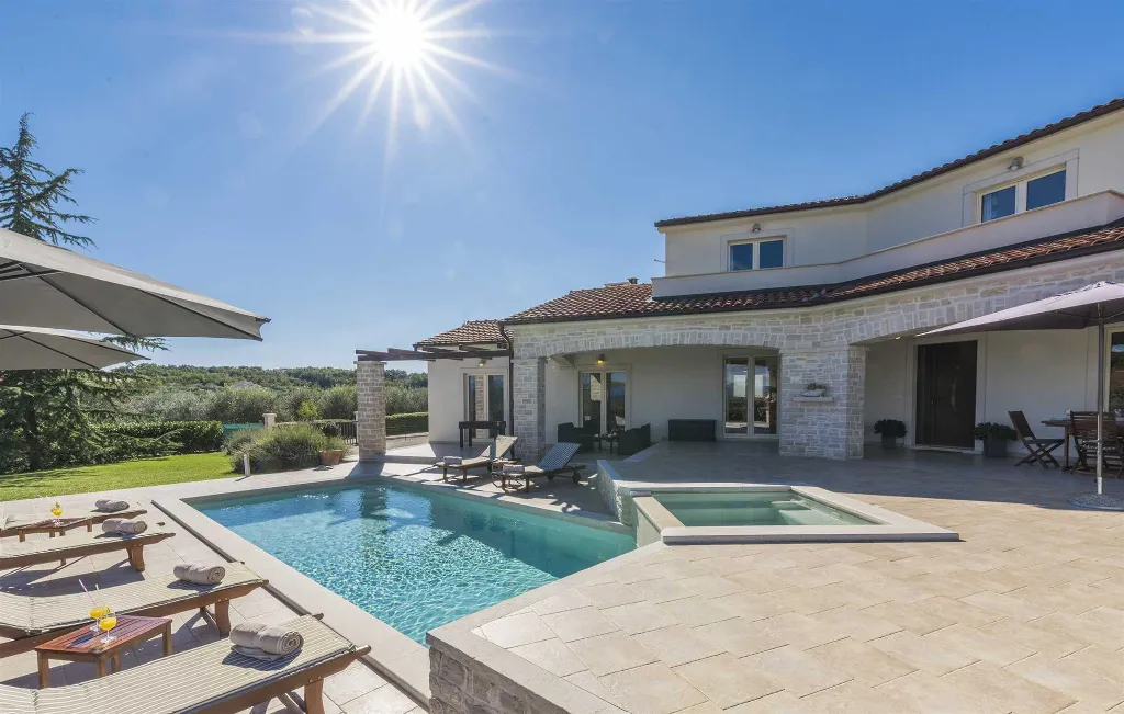 Vižinada Villa with Private Pool for 8 Guests
