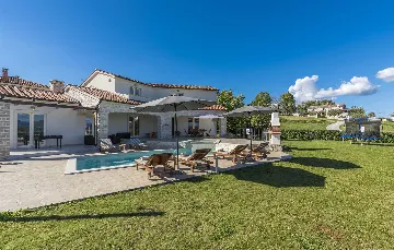 Vižinada Villa with Private Pool for 8 Guests