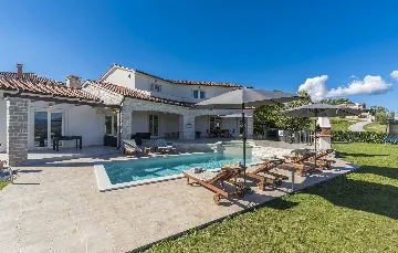 Vižinada Villa with Private Pool for 8 Guests