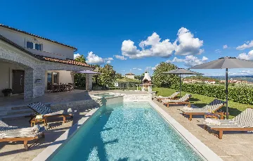 Vižinada Villa with Private Pool for 8 Guests