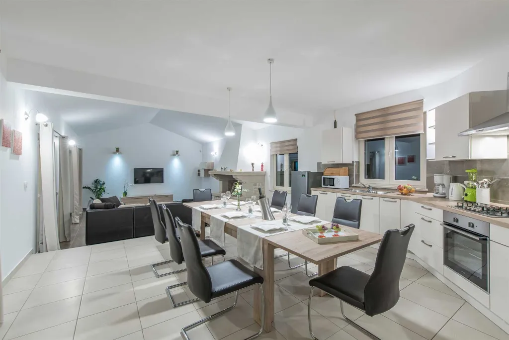 Vižinada Villa with Private Pool for 8 Guests