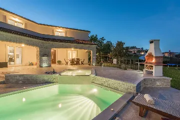 Vižinada Villa with Private Pool for 8 Guests