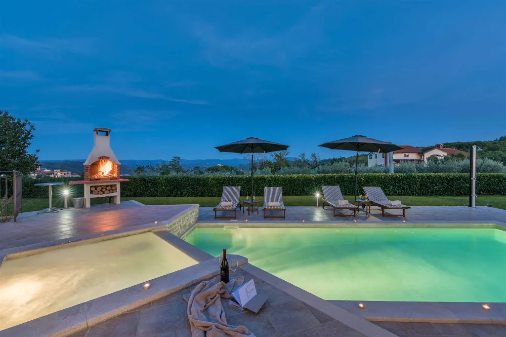 Vižinada Villa with Private Pool for 8 Guests