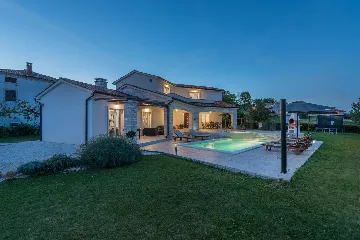 Vižinada Villa with Private Pool for 8 Guests
