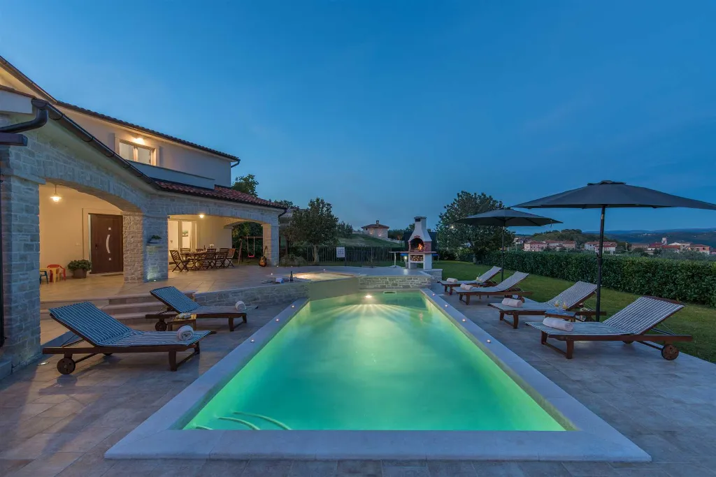 Vižinada Villa with Private Pool for 8 Guests